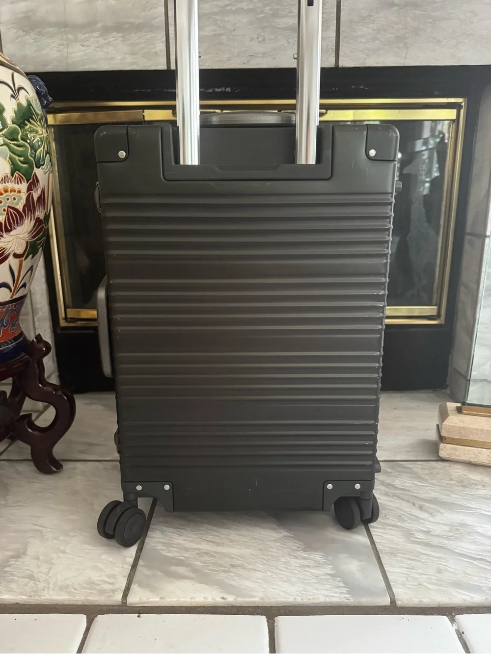 All aluminum carry on - zipperless with 360 wheels - 20 inch